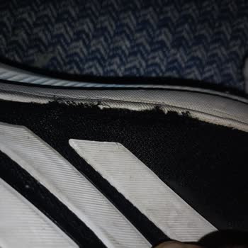 Deichmann Ayakkabısının Kısa Sürede Yırtılması Ve Müşteri Hizmetindeki İhmalkarlık