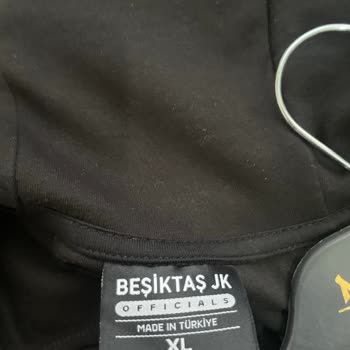 Kısa Sürede Tüylenme Ve Saygısız Mağaza Yaklaşımı