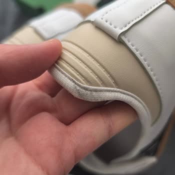 Instagram'dan Yanlış Renkli, Keskin Kokulu Ve Sahte Ürünler Gönderildiği İçin Mağdur Oldum