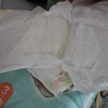 Şok Market'te Son Kullanma Tarihi Geçmiş Bebek Bezi Satın Alındı