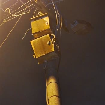 Adana Çukurova’da Tekrarlayan Elektrik Kesintileri Ve Can Güvenliği Tehlikesi