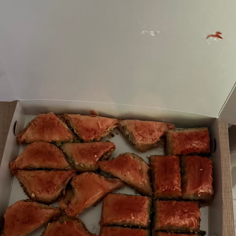 Bayat Midye Baklava Ve Sağlık Endişesi Nedeniyle Tam İade Talebi