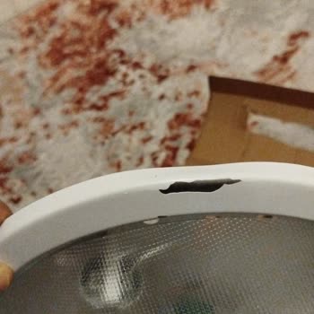 Hepsiburada'dan Hasarlı Tavan Sensörlü Armatür Aldım, İade Onayı Gelmedi