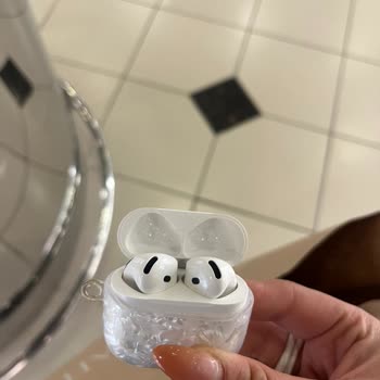 Mikrofon Arızalı Airpods 4 İçin Ücretsiz Değişim Talebi