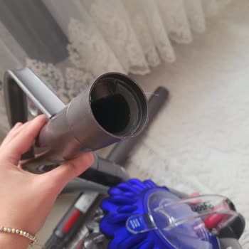Dyson Elektrikli Süpürge Borusu Aniden Kırıldı Ve Mağduriyet Giderilmedi