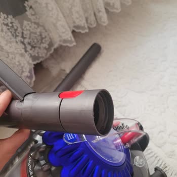 Dyson Elektrikli Süpürge Borusu Aniden Kırıldı Ve Mağduriyet Giderilmedi