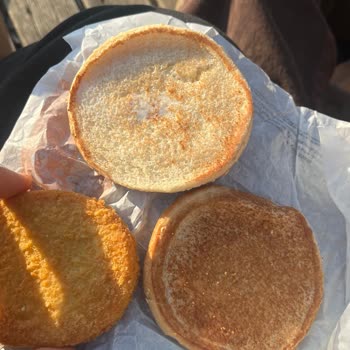 Marulsuz Ve Mayonezsiz Kuru Tavuk Burger Şikayeti