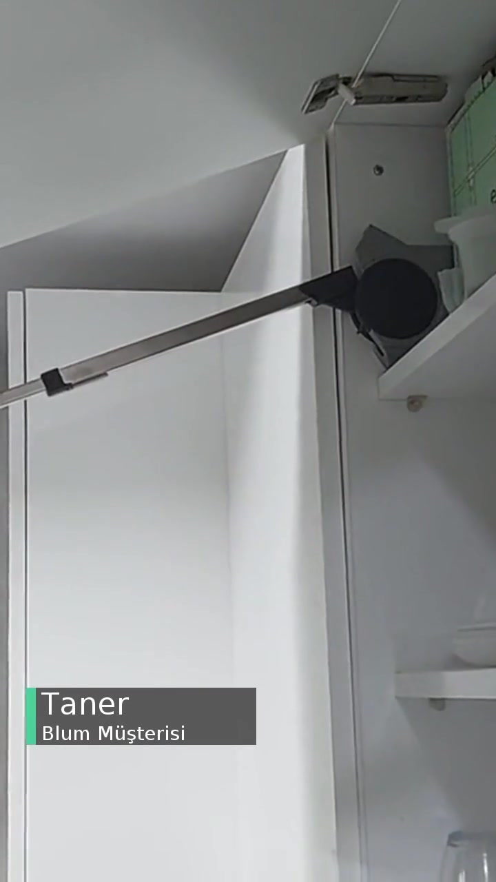 Blum Üst Dolap Katlanır Kapak Amortisörü videonun kapak resmi