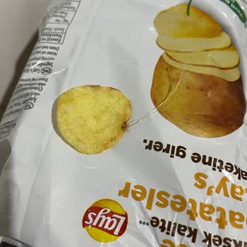 Lays Paketi İçinde Plastik İp Çıktı