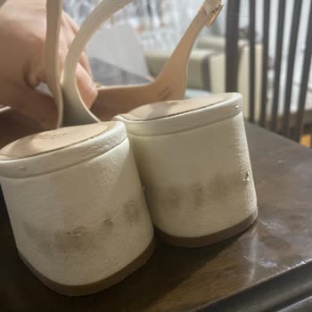 Deichmann Ayakkabılarında Erken Dökülme Ve Mağaza Çözüm Eksikliği