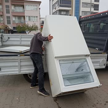 Siemens Servisi Buzdolabına Zarar Verdi Ve 21 Günlük Cevapsızlıkla Mağdur Ediyor