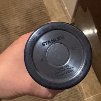 Stanley Termosunun Kapakları Basınca Patlıyor Ve Sızdırıyor