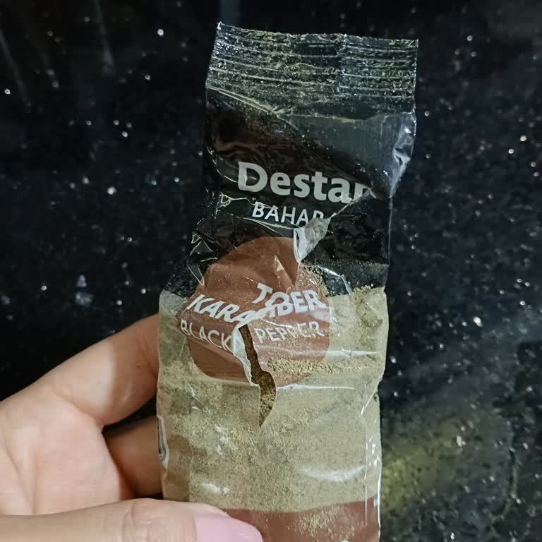 Plastik Kokulu Karabiber Ürünü Kıymayı Bozdu
