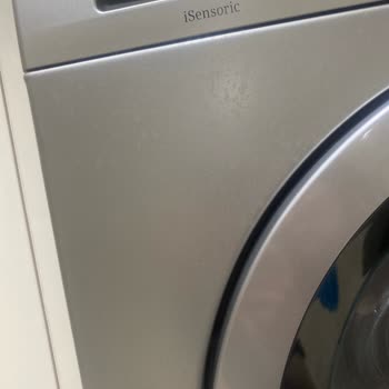 Siemens Çamaşır Makinesinde Buhar Sızıntısı Ve Kalıcı Lekeler Sorunu
