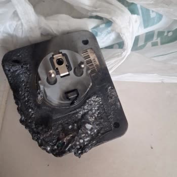 Arçelik Kurutma Makinesinin Yangını Sonrası Garanti Hizmetindeki Uzun Gecikme