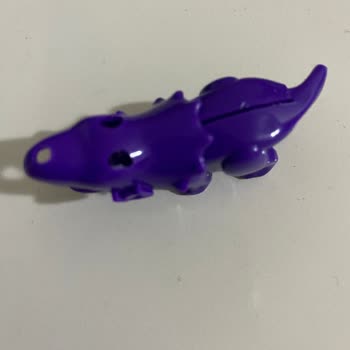 Dinozor Maketlerinde Tekrarlayan Parça Eksikliği