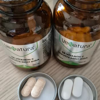 Venatura Vitamin C Tabletlerinde Renk Ve Doku Farklılığı Ve Mide Yanması