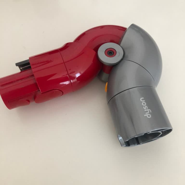 Dyson V15 Mobilya Altı Aparatının Garanti Reddi Ve Ücretsiz Değişim Talebi