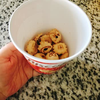 Biscolata Mood Bisküvilerinde Kırık Parçalar Ve Çikolata Sızıntısı