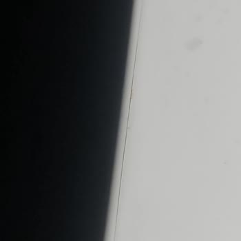Opel Bayisinde PVC Kaplamalı Ön Kaportada Kesik, Servis Cevapsız