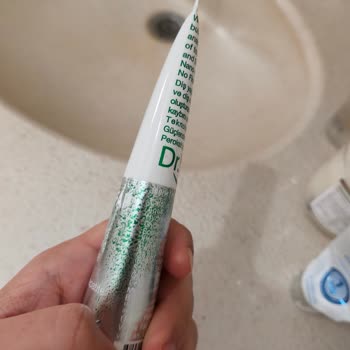 Rossmann’da Satın Aldığım Dr. White Diş Macunu Temizlemiyor, İade Talebi