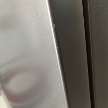 90 Bin TL'lik Beko Buzdolabının Kapısındaki Kısa Sürede Deformasyon İçin Ürün Değişimi İstiyorum