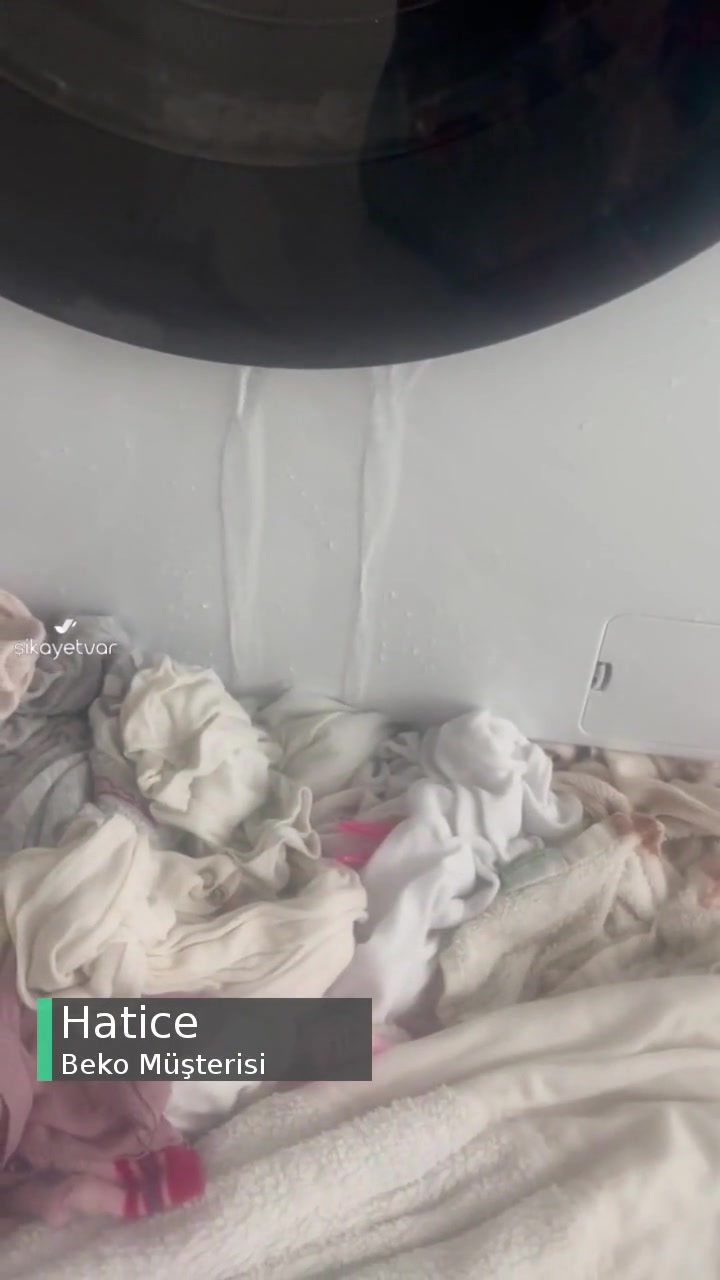 Beko Çamaşır Makinemden Su Akıyor! videonun kapak resmi