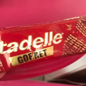 Tadelle Gofretinin Bayat Ve Çikolatasız Çıkması