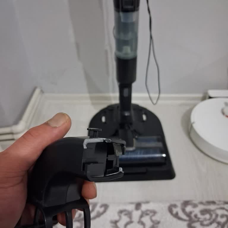 Philips Süpürge Aparatı Kırıldı, Garanti Reddi