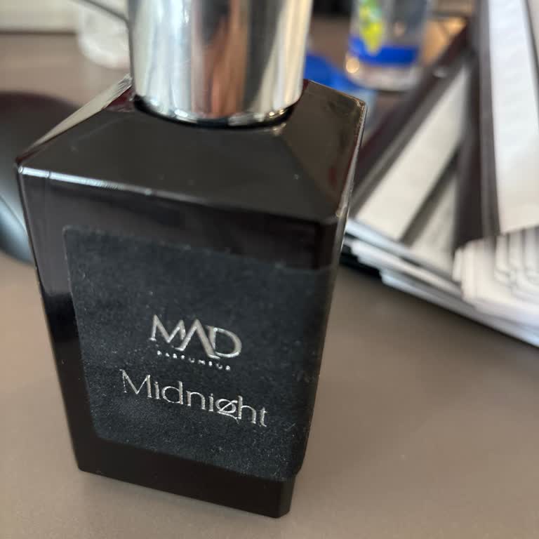 Midnight Parfüm Kokusunun Yarım Saatte Yok Olması Ve Yanıltıcı Yönlendirme