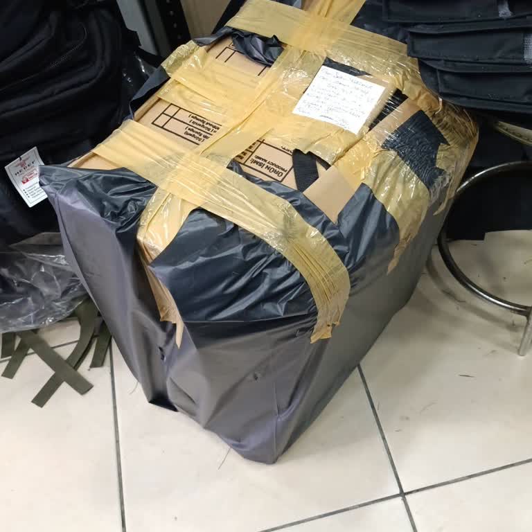 DHL Kargo Aktarma Şubesinde Bir Ay Beklemede Ve Bilgilendirme Yok
