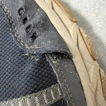 Skechers Ayakkabım 8 Ayda Dikiş Atması, 2 Yıllık Garanti 6 Ay Olarak Reddedildi