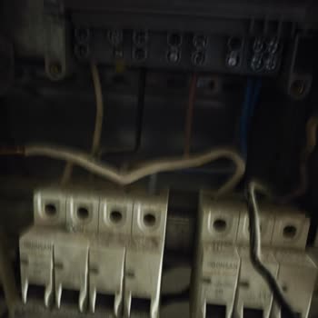 Enerjisa Toroslar’dan 60 Saatlik Elektriksizlik Ve İş Yeri Mağduru