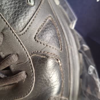 Skechers Ayakkabısında Dikiş Açılması Ve Garanti Reddi