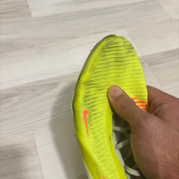 Nike Krampon Açılma Sorunu Kullanıcı Hatası Olarak Reddedildi
