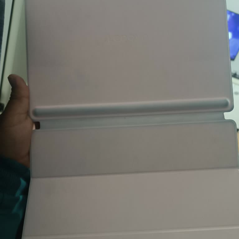 Hepsiburada'dan Aldığım Tablet Kılıfı Renk Soldu, Müşteri Hizmetleri Yardımsız