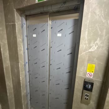 Bakım Ücretine Rağmen Asansör Bakımı Ve Servisi Yok