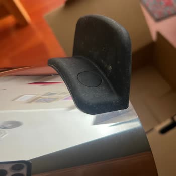 Sıfır Olması Gereken Tencere Takımı Kullanılmış Ve Gecikmeli Teslim Edildi