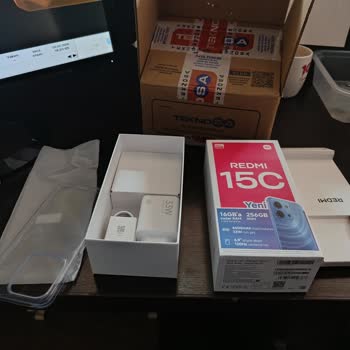 Aras Kargo’da Telefon Kutudan Çıkarıldı Ve Mağdur Oldum