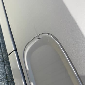 Yeni Citroen Ami’de Boya Lekeleri, Çizikler Ve Kirli Lastik Teslimatı