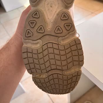 Adidas Ozmillen Ayakkabısındaki Sürekli Ses Sorunu Ve Onarım Talebi