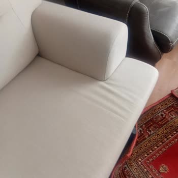 Leke Tutan Koltuk Ve Cevapsız Servis Değişim Talebi
