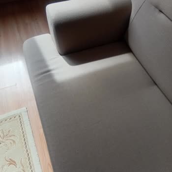 Leke Tutan Koltuk Ve Cevapsız Servis Değişim Talebi