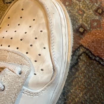 Barcin.com’da Satın Alınan Nike Air Force 1 Luxe Ayakkabısının Kısa Sürede Açılma Ve Kopma Sorunu