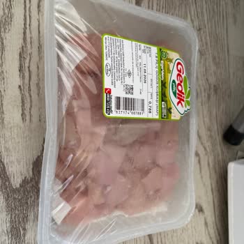Gedik Piliç Göğüs Kuşbaşı Şişen Paket Ve Sağlık Endişesi