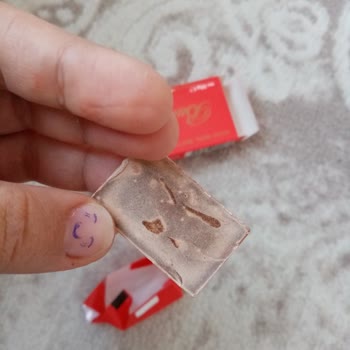 Adana BİM Şubesinde Son Kullanma Tarihi Geçmiş Çikolata Satışı Sağlık Riski Ve Güven Kaybı
