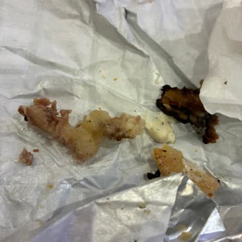 Arby’s Nautilus Şubesinde Yanık Et Ve Yağlı Ürün Şikayeti