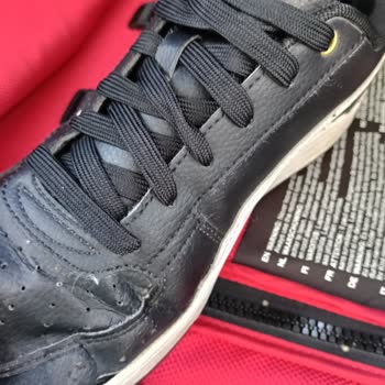 Puma Sneakers Opened And Peeled Within Six Months Of Use