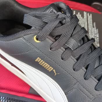 Puma Sneakers Opened And Peeled Within Six Months Of Use