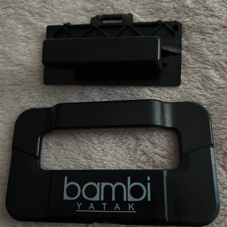 Bambi Serenity Yatağının Plastik Tutucularının Kırılması Ve Ücretsiz Değişim Talebi